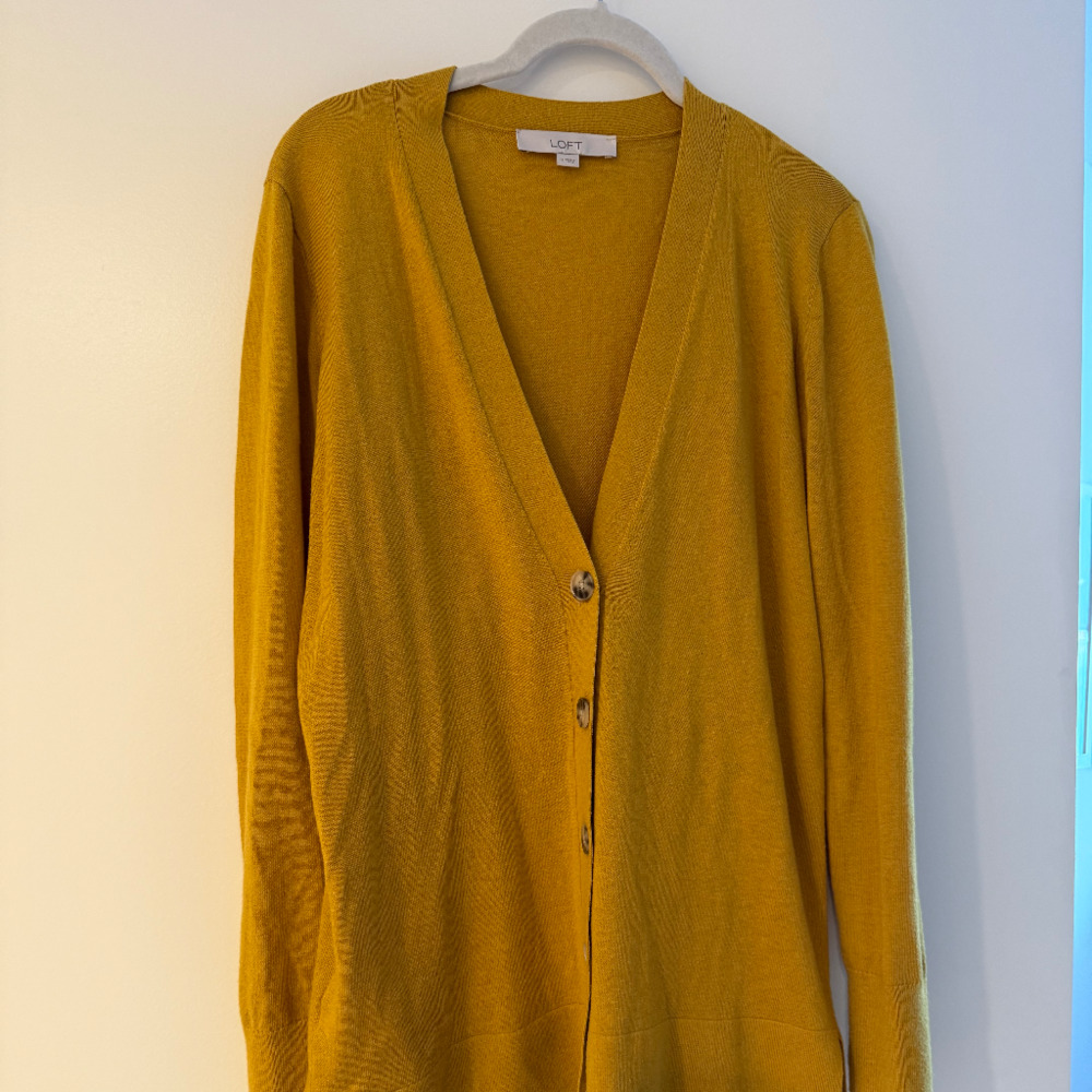 Loft v neck cardigan - M